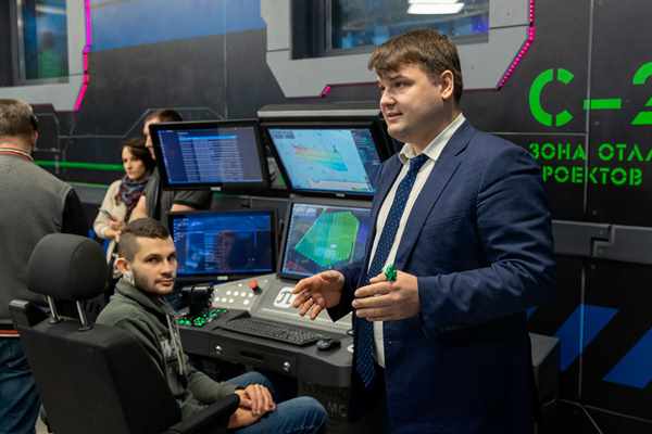 В Политехе в Петербурге открыли Центр управления полетами и беспилотным транспортом