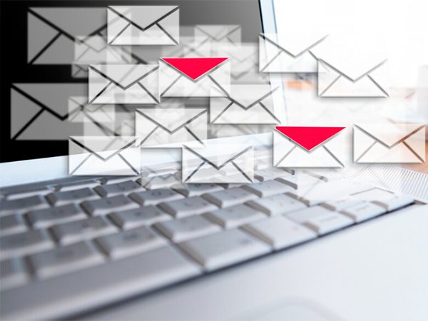 Для госслужащих Ростовской области установили запрет на приём электронных писем с «недружественных» доменов